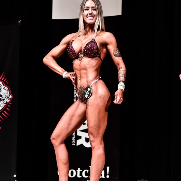 Meet your Posher, Jamie - Picture 2 of 4